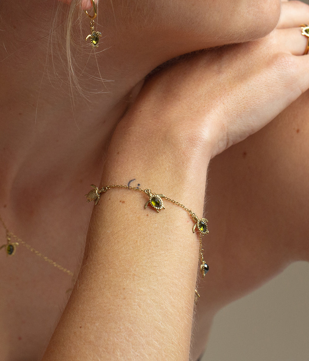 Turtle Armkette Gold