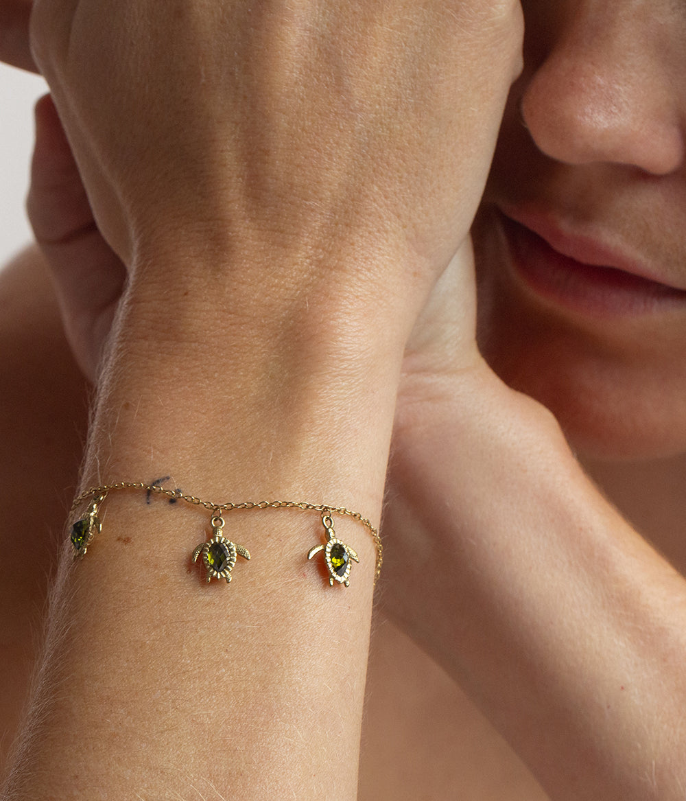 Turtle Armkette Gold
