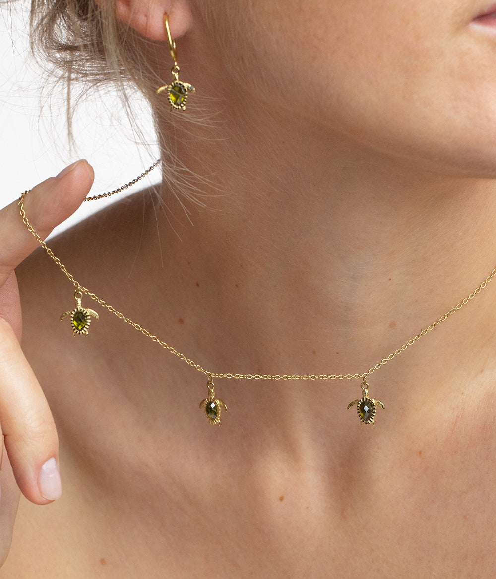Turtle Necklace Gold