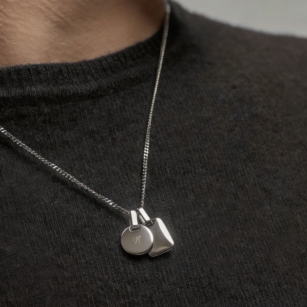 Set Round Pendant and Essential Necklace Silver