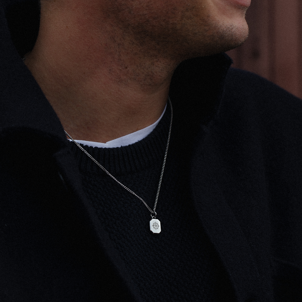 Men's Octagonal Halskette Windrose Silber