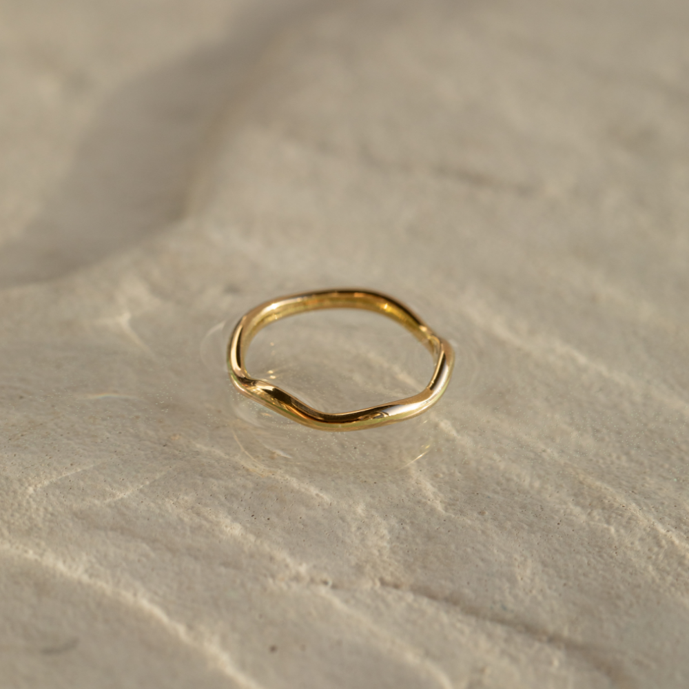 Waves Mono Ring Gold