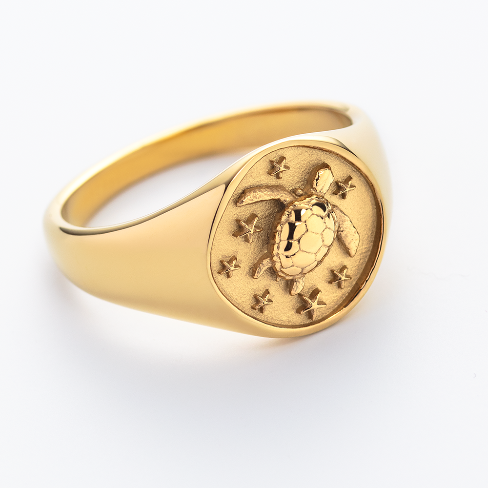 Turtle Signet Ring Gold
