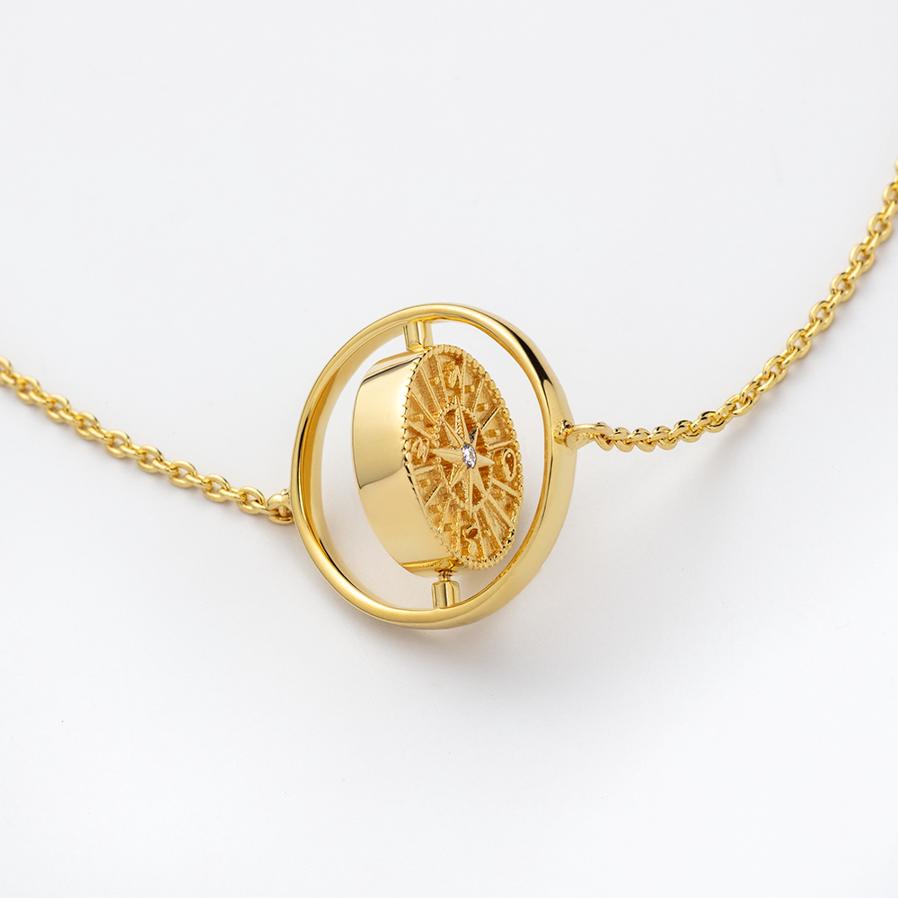 Windrose Twister Armkette Gold