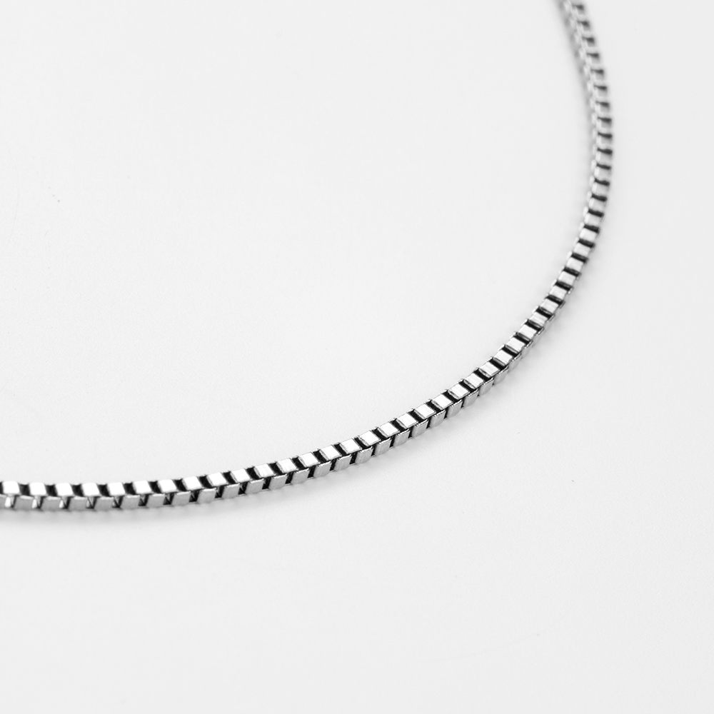 Venetian Box Necklace Silver