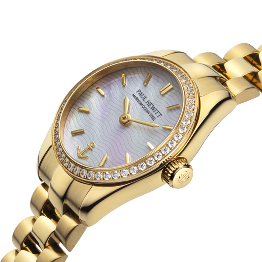 Petit Soleil Round Watch Gold Pearl Crystal