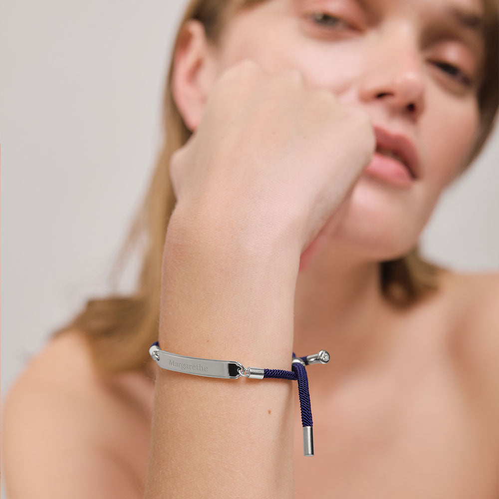 Bracelet Gravé Vitamine Mer Argent Bleu Marine