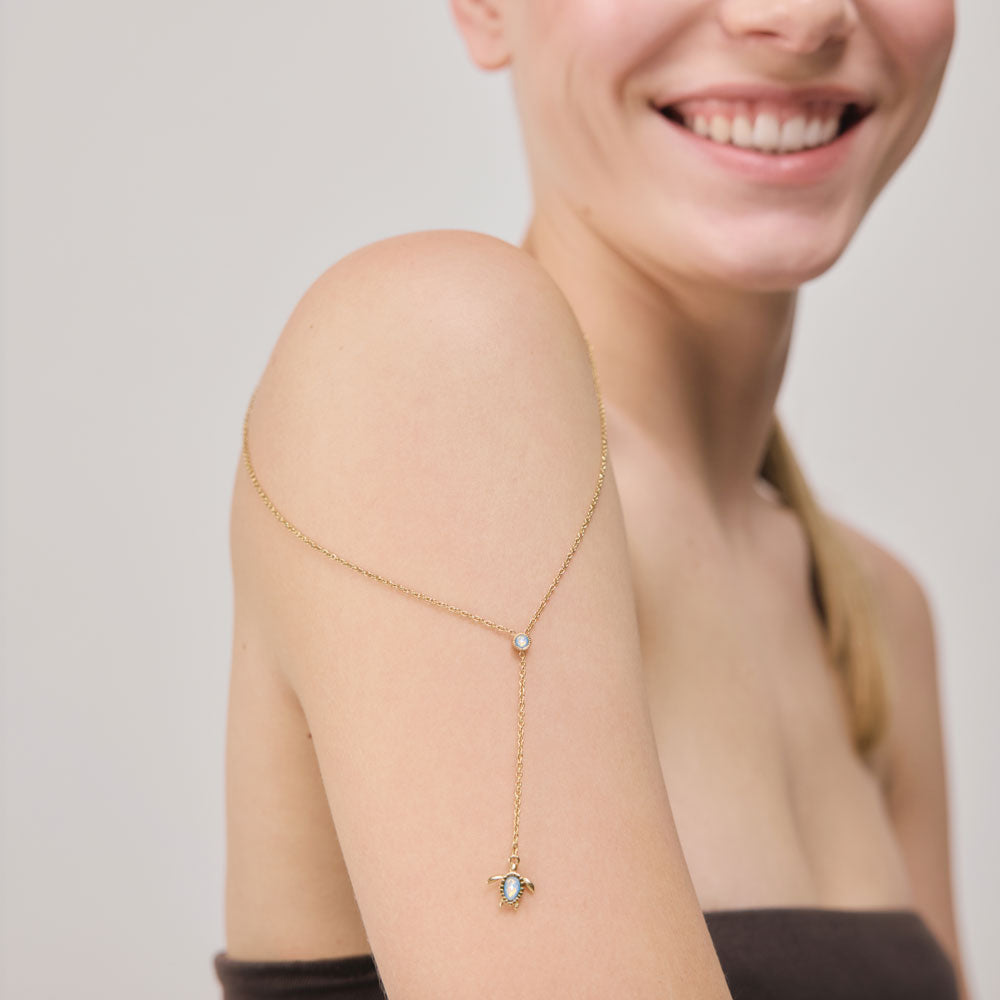 Turtle Y Collier White Breeze Or