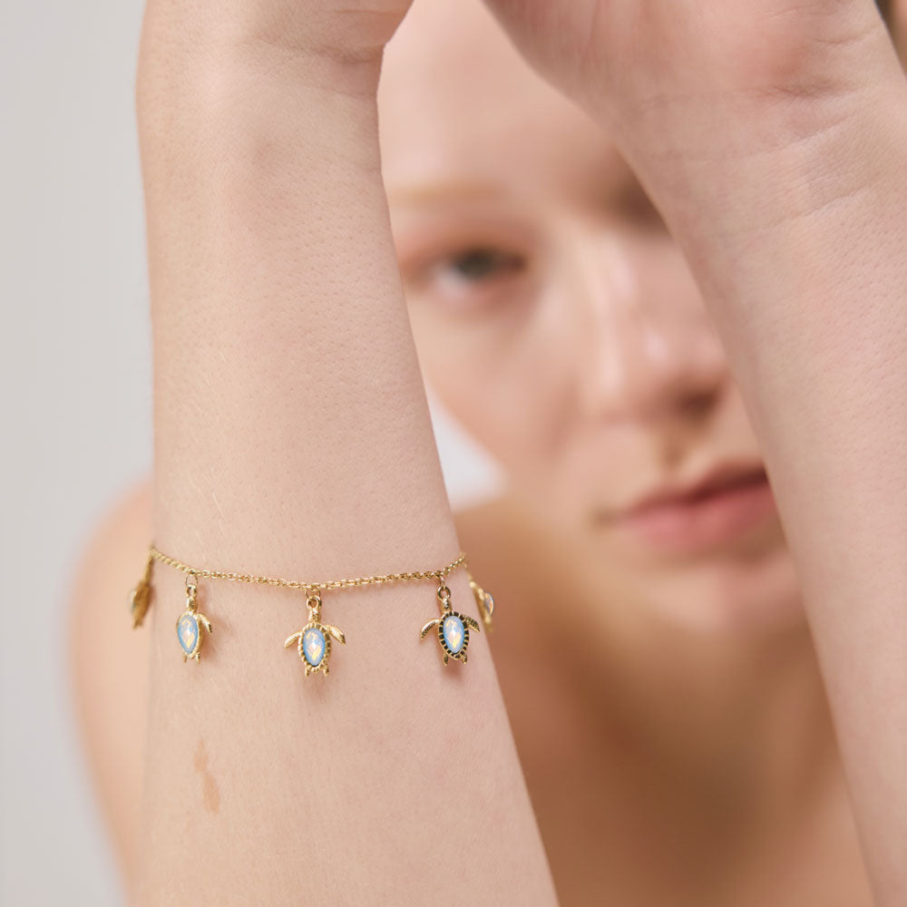 Turtle Bracelet White Breeze Gold