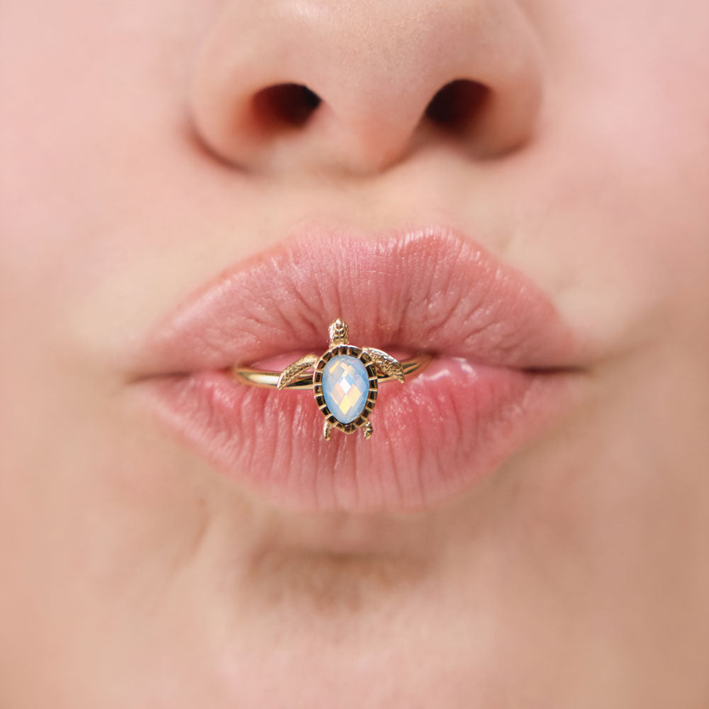 Turtle Ring White Breeze Gold