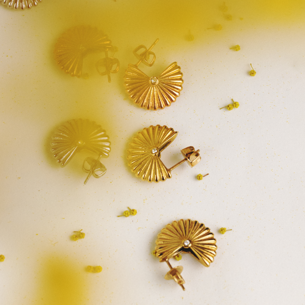 Scallop Ohrstecker Gold