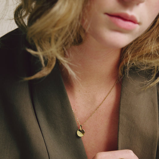 Set Engravable Round Pendant und Halskette Gold