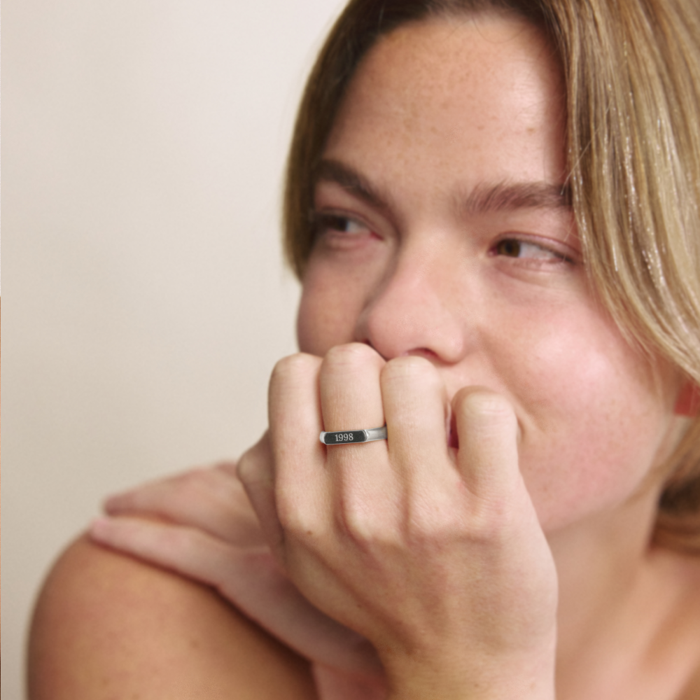 Engravable Slim Signet Ring Silber