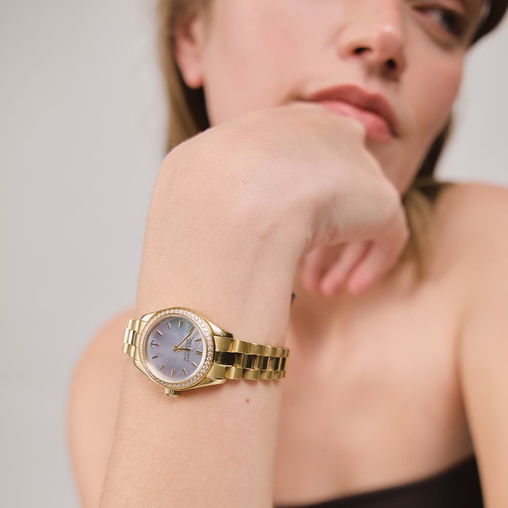 Montre Ronde Petit Soleil Doré Perle Cristal