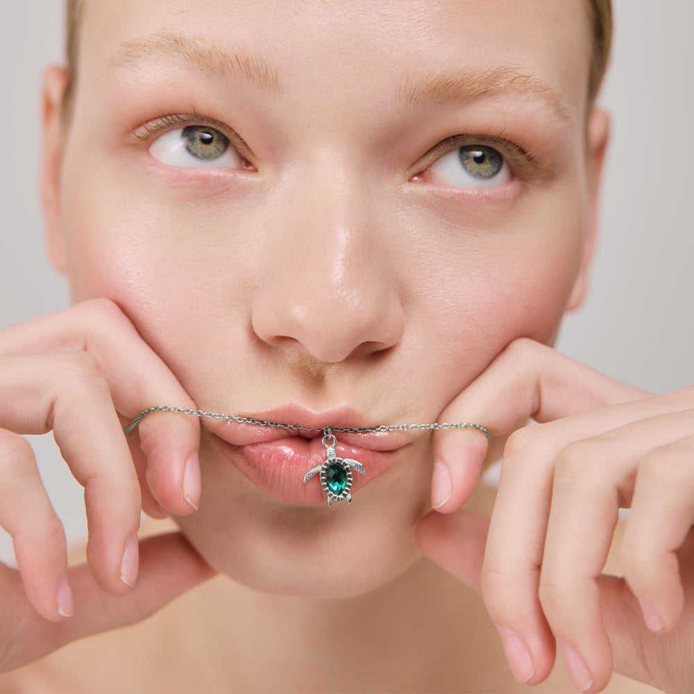 Turtle Mono Necklace Aquamarine Silver