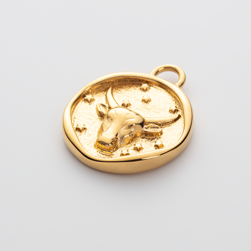 Set Taurus Charm und Halskette Gold