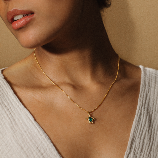 Turtle Mono Necklace Aquamarine Gold