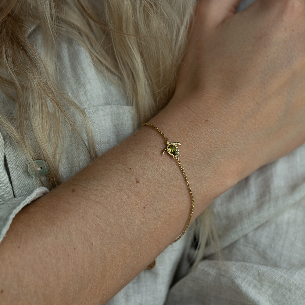 Turtle Mono Armkette Gold