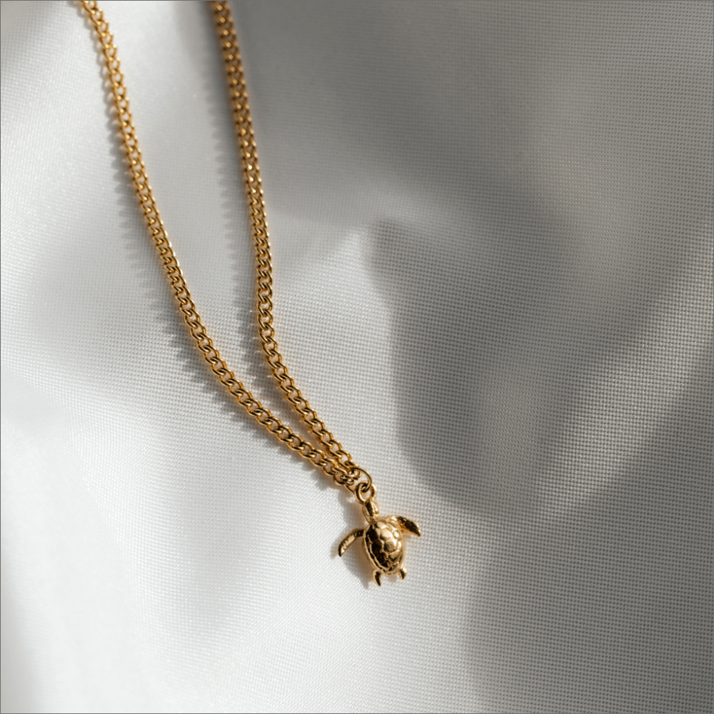 Turtle Essential Halskette Gold