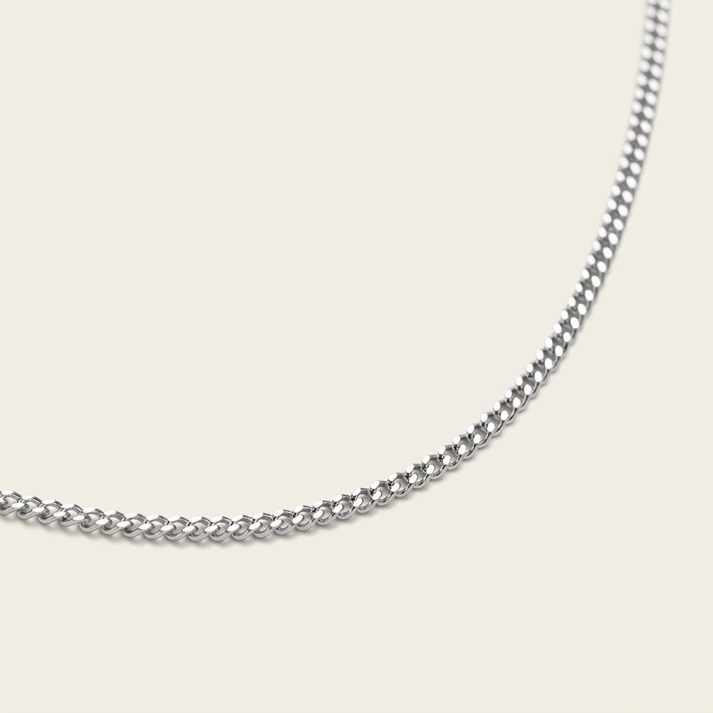 Essential Necklace Silver