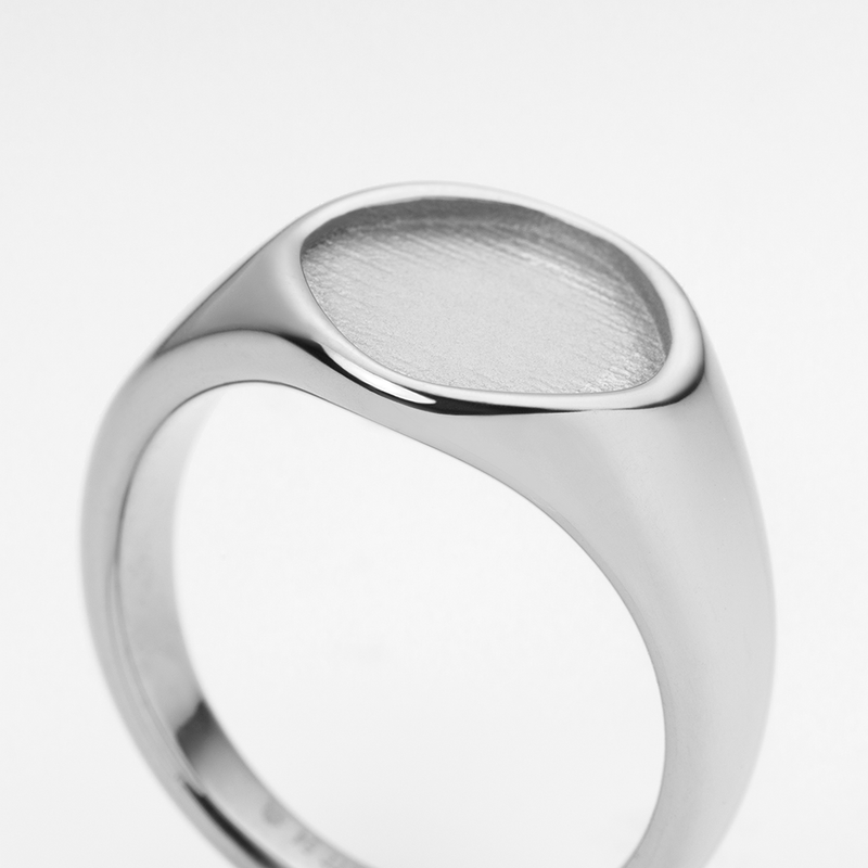 Engravable Signet Ring Silver