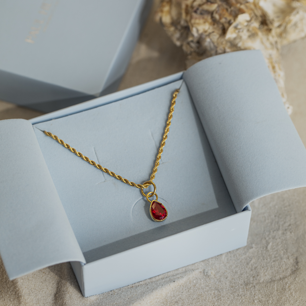 Set Red Stone Charm und Halskette Gold